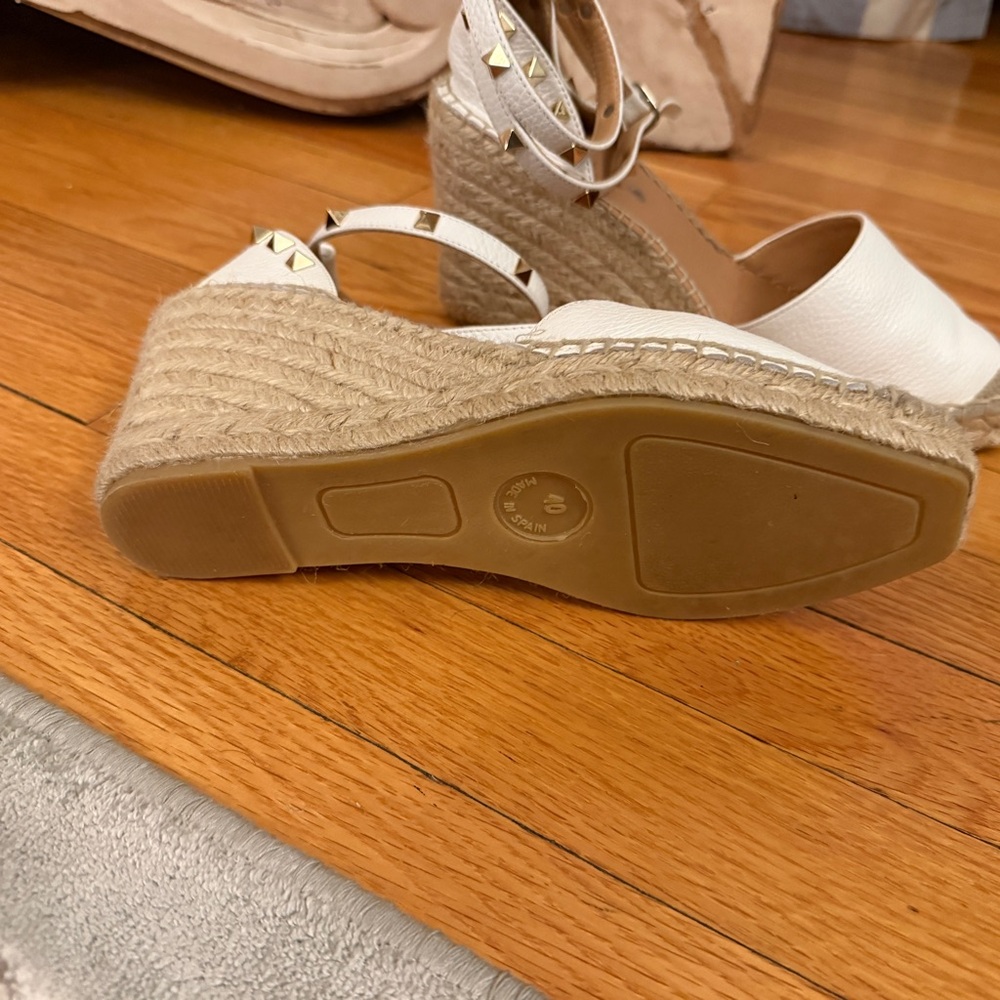 Maypol Leather Studded Wedge Espadrille. Made in Spain. White. Size 40. NWOT - Picture 6 of 8